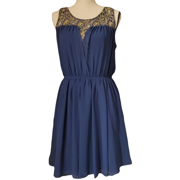 Nikibiki Dresses & Skirts - Juniors Navy & Gold Lace & chiffon dress size Med